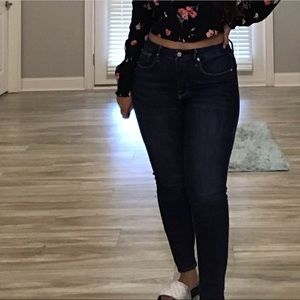 Good American jeans ( Gently used )